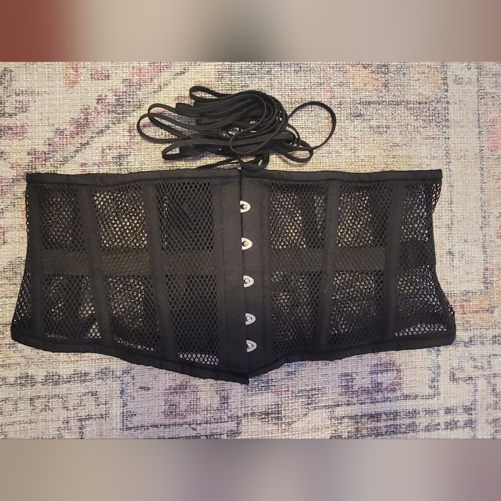 Black Mesh Lace-Up Waist Belt